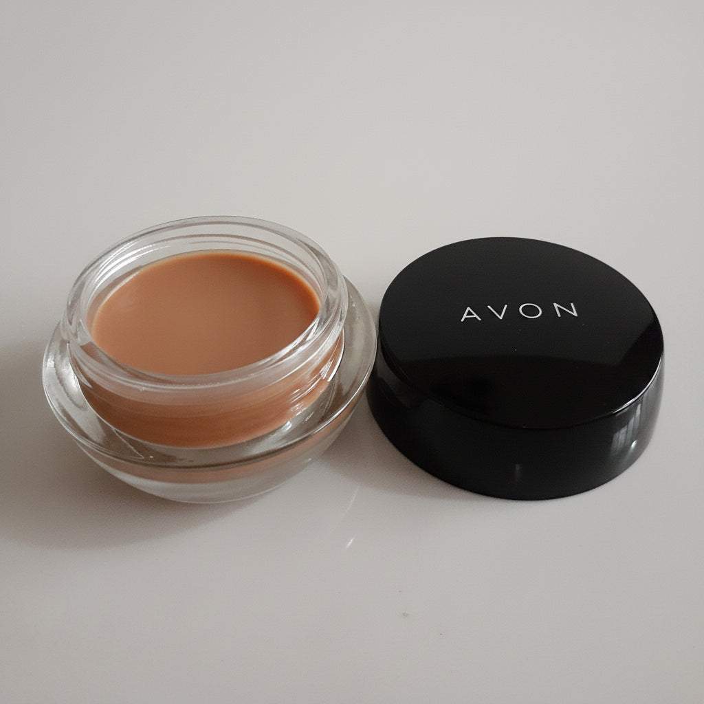 Avon Ideal Flawless Matte Mousse Foundation | Sable